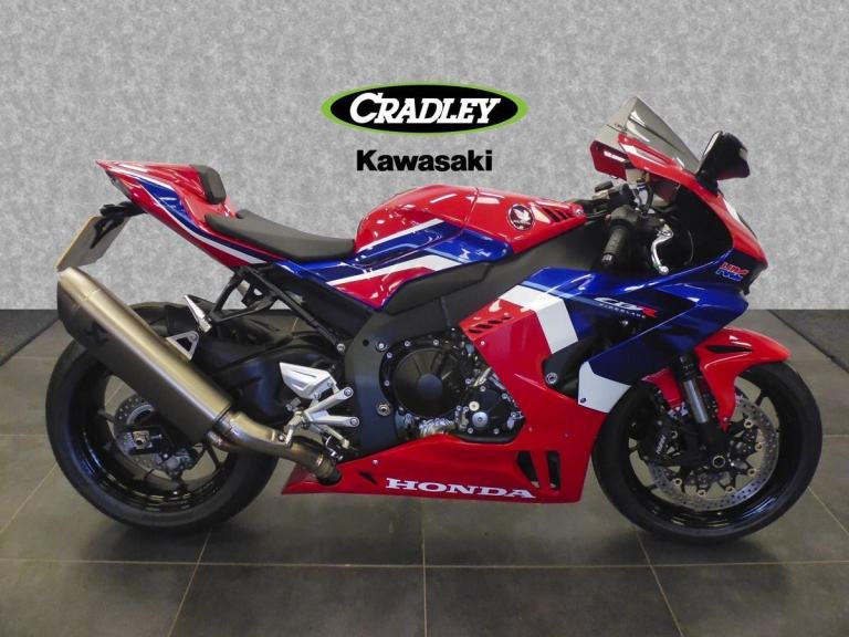 2021 Honda CBR1000RR-R Fireblade