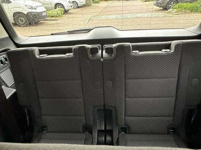 2017 Volkswagen Touran 1.2 TSI BlueMotion Tech SE Family Euro 6 (s/s) 5dr Petrol Manual