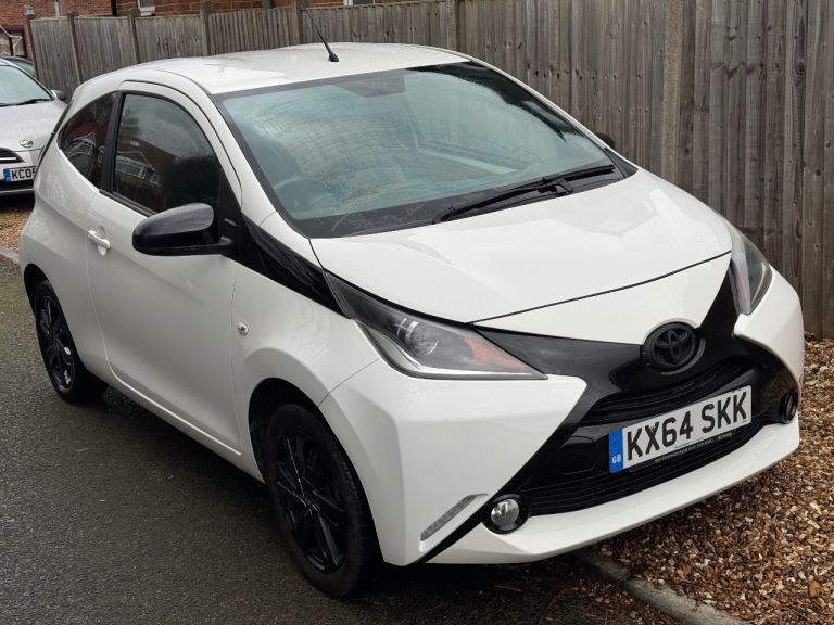 Toyota, AYGO, Hatchback, 2014, Manual, 998 (cc), 3 doors