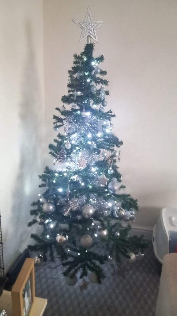 Christmas tree 