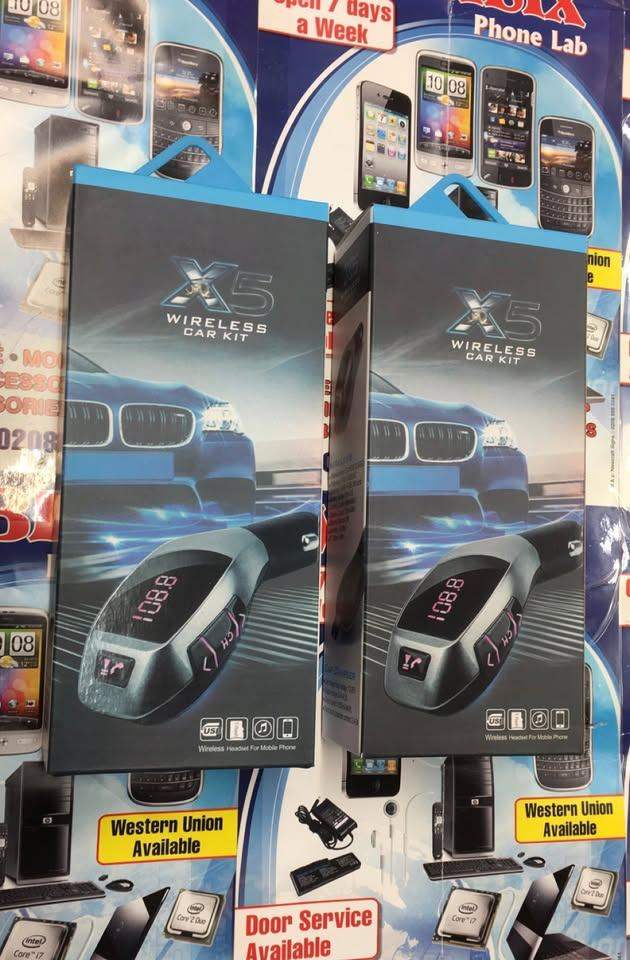 BRAND NEW X5 Wireless Bluetooth Car KIT MP3 And FM Transmitter