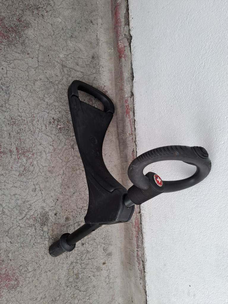 Micro Scooter Seat with O-Bar 