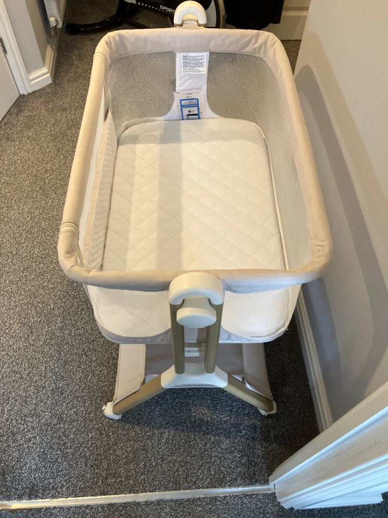 Obaby Bedside Crib - Oatmeal