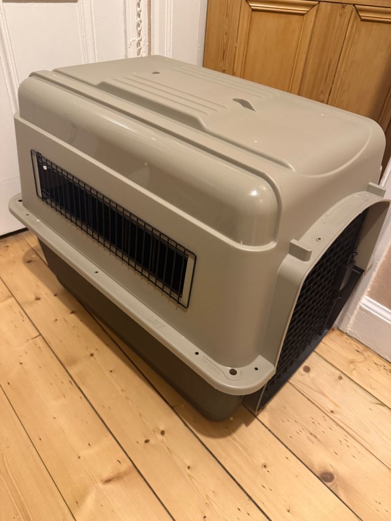 Dog crate