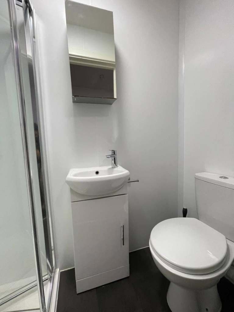 Ensuite Double Room with all bill included