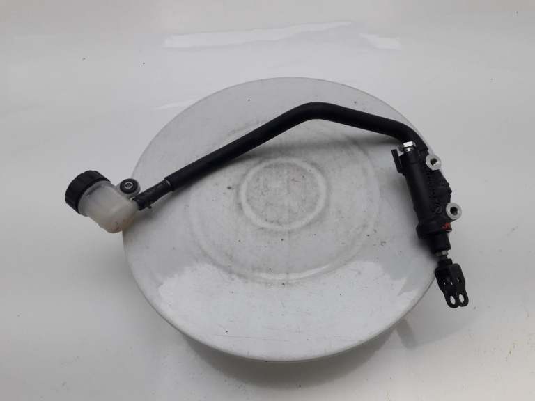 Yamaha Mt-09 Tracer Brake Master Cylinder Reservoir 2014-2024 56p-2583v-00