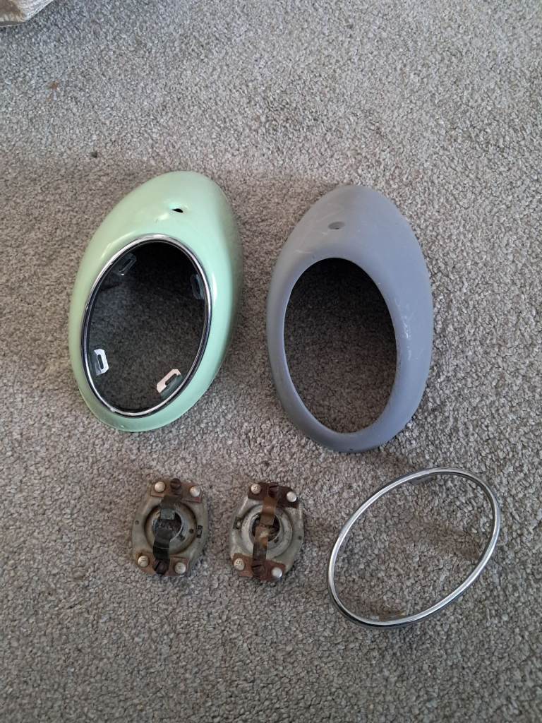 Volkswagen Beetle 1955-1961 snowflake rear lights