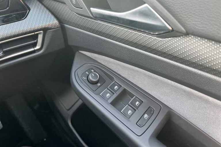 2022 Volkswagen Golf 1.5 TSI R-Line 5dr HATCHBACK PETROL Manual