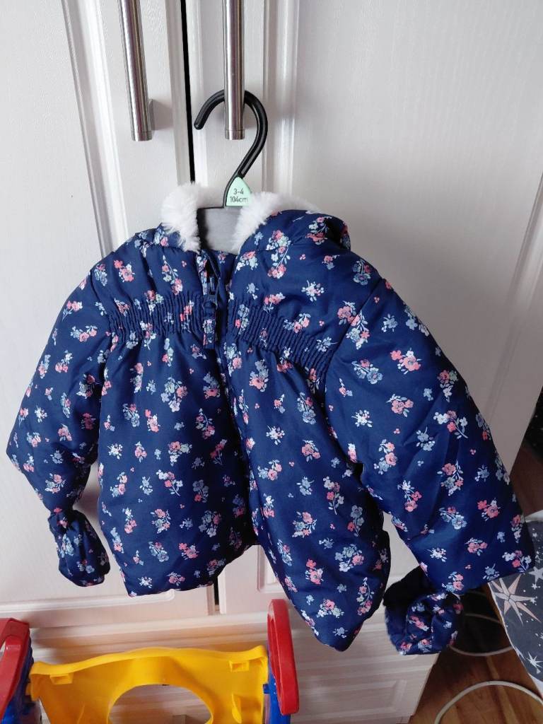 Girls floral coat with mittens 3 to 6 months