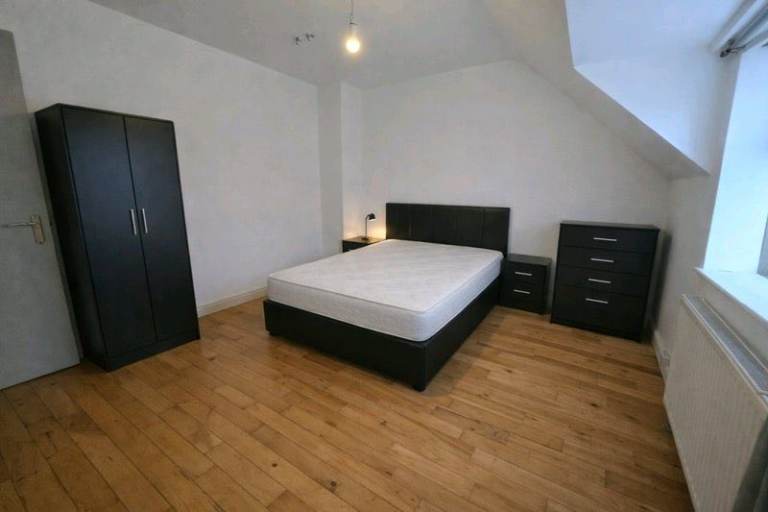Beautiful Double Rooms in Large House INCLUDES ALL BILLS