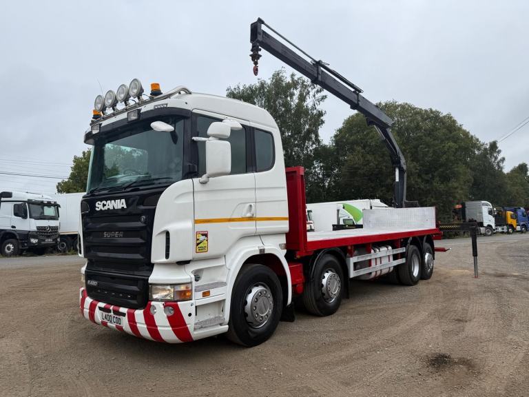Scania R420 8x2 Flatbed Crane Drawbar