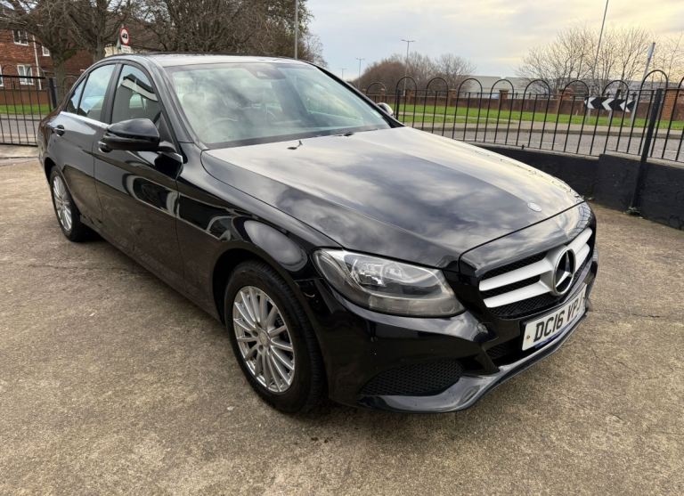 Mercedes-Benz, C CLASS, Saloon, 2016, Manual, 2143 (cc), 4 doors