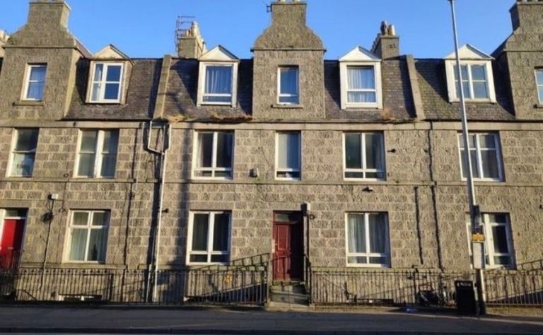 One Single Bed to Let