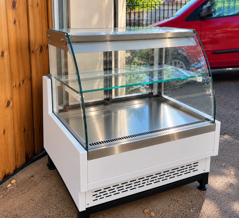 COMMERCIAL REFRIGERATED DISPLAY FRIDGE – CURVED GLASS – FULLY WORKING – £350 ONO