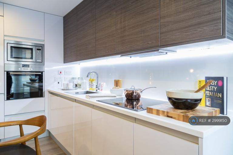 2 bedroom flat in Marque House, Cambridge, CB2 (2 bed) (#2999150)
