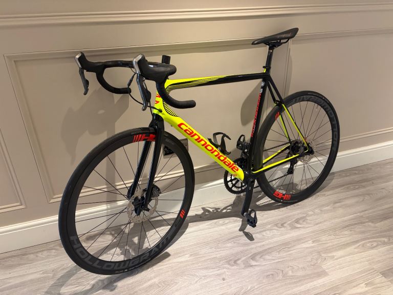 Cannondale Supersix himod carbon, carbon wheels , di2 ultegra , disc brakes, road / racing bike  