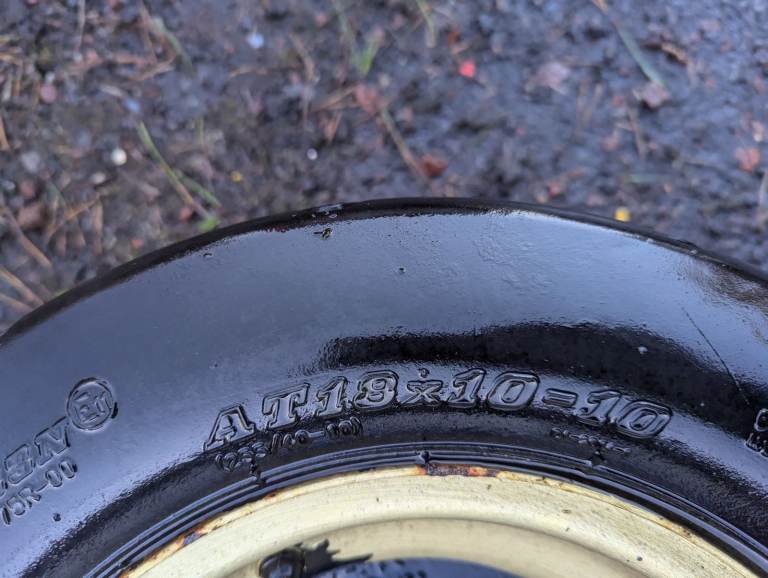 Ride on wheels and tyres 