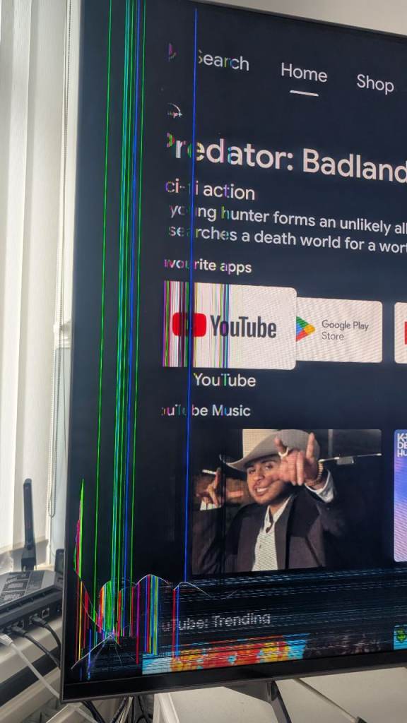 Sony 55XH9505 55" LED TV – Screen damaged 