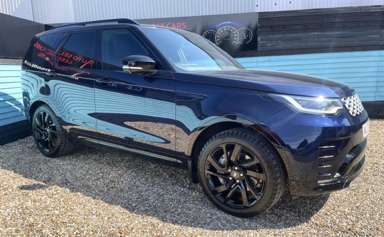 2022 Land Rover Discovery 3.0 D300 MHEV R-Dynamic SE SUV 5dr Diesel Auto 4WD Euro 6 (s/s) (300 ps...