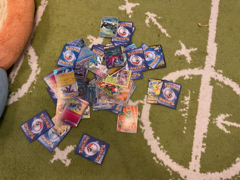 Mixed Pokémon Trading Cards - Good Condition ex and rare hollows no base cards 