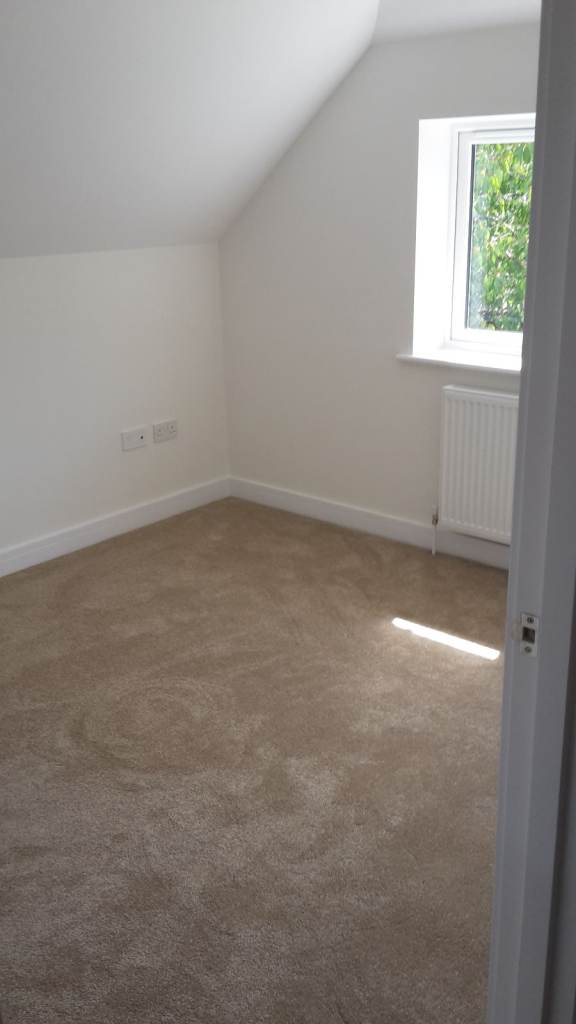 Superbly presented three-bedroom end of terrace house Brighton