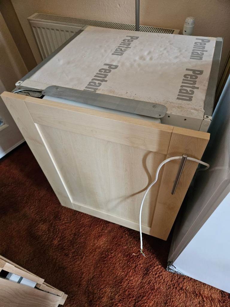Under counter fridge and freezer (same style)