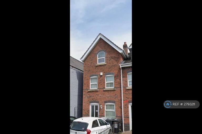 4 bedroom house in Chambers Street, Crewe, CW2 (4 bed) (#2793211)