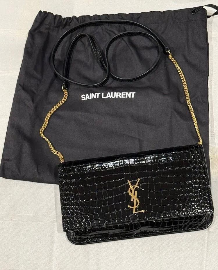 Ysl Cassandre Phone Holder In Leather Black