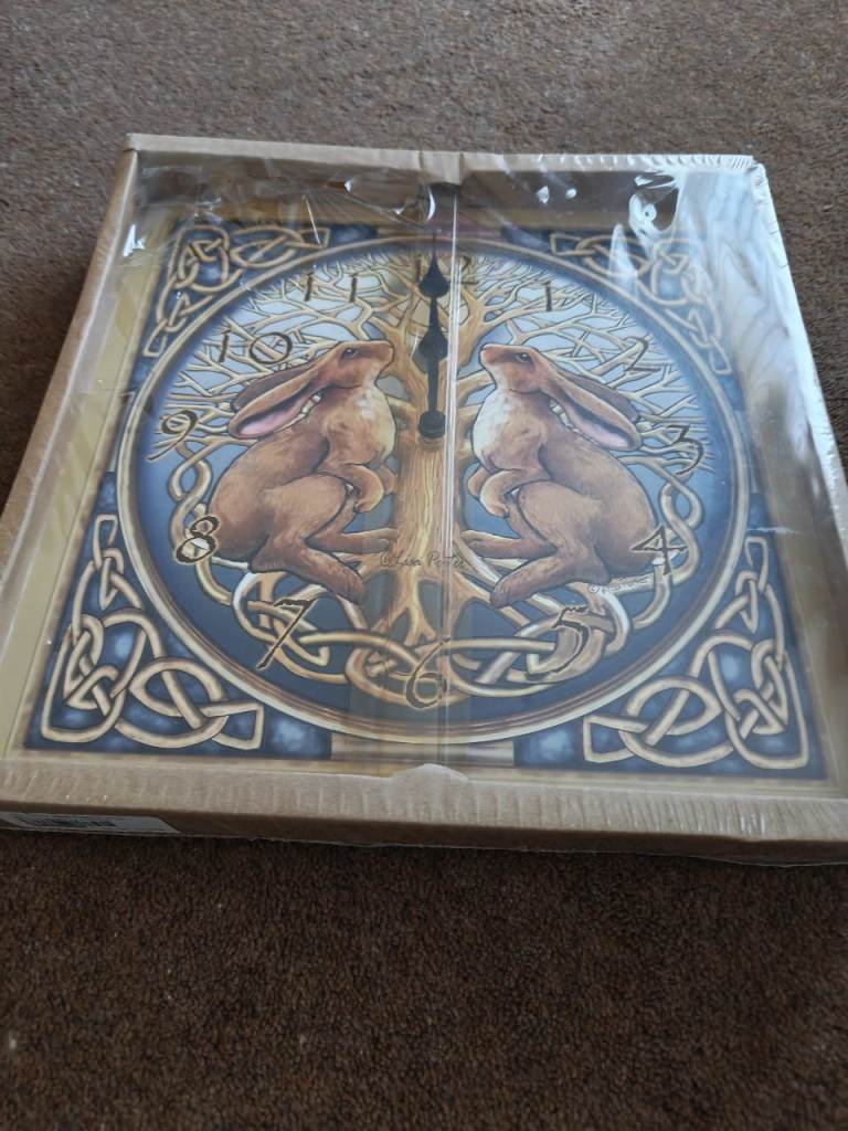 New Moongazing Hares Celtic Tree of Life Clock