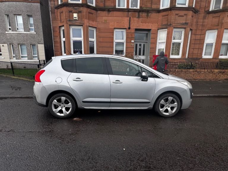 Peugeot 3008 2.0hdi exclusive manual 