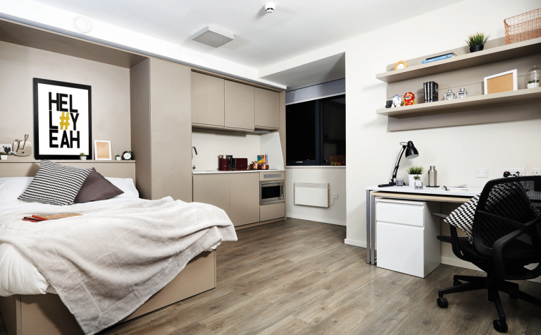 Deluxe Studio 21sqft