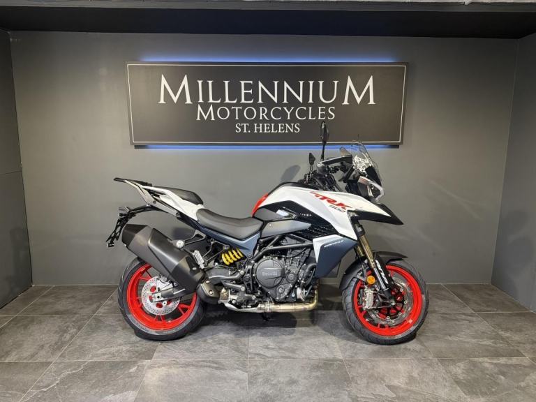 BENELLI TRK 902 STRADALE 2026 MODEL ADVENTURE TOURER BIKE
