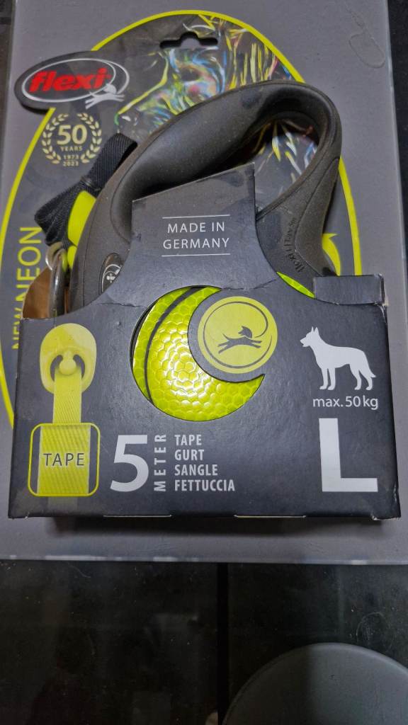 Dog flexi tape lead 5m