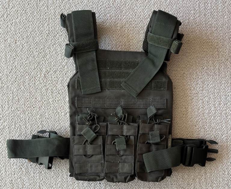 ARMY COMBAT VEST VIPER ELITE BODY ARMOUR PLATE CARRIER LBV CHEST RIG MILITARY AIRSOFT CADET WEBBING