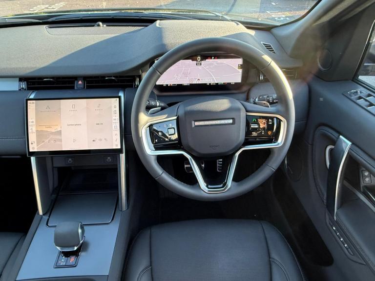 2025 Land Rover Discovery Sport 2.0 D200 Dynamic SE 5dr Auto [7 Seat] ESTATE DIESEL Automatic