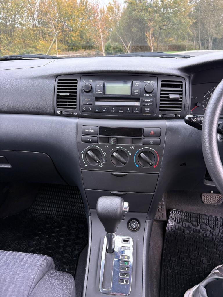 2004 Toyota Corolla 1.6 VVT-i Colour Collection 5dr Auto HATCHBACK Petrol Automatic