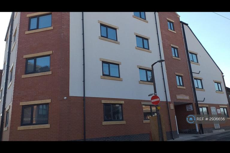 2 bedroom flat in Chalk Court, Beeston Nottingham, NG9 (2 bed) (#2936656)
