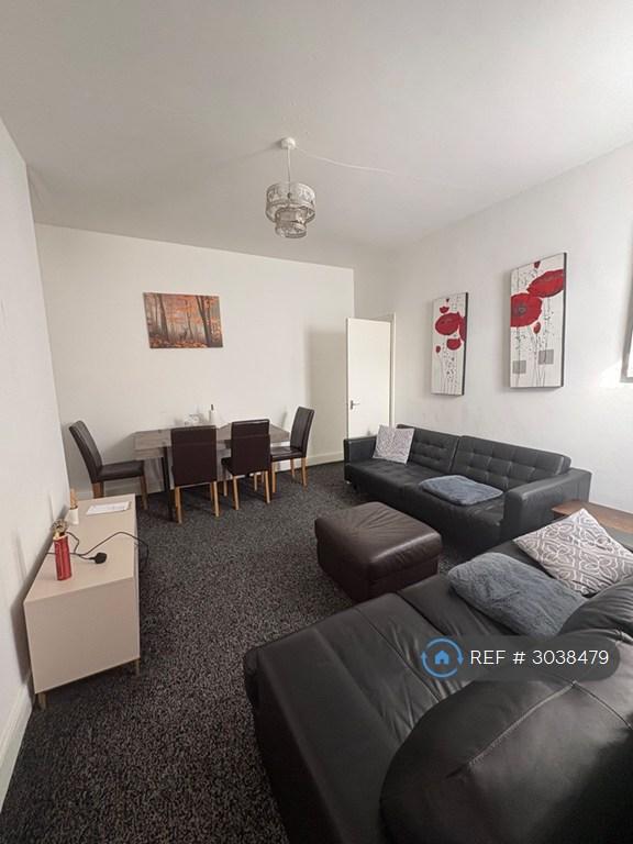 3 bedroom flat in Marshall Wallis Road, South Shields, NE33 (3 bed) (#3038479)