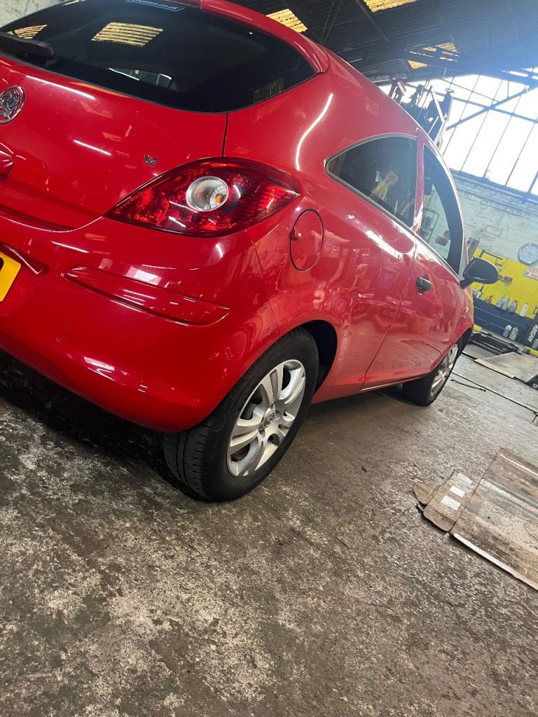 Lovely little corsa for sale 