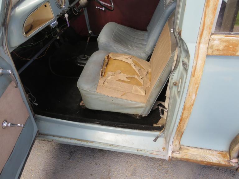 1963 Morris 1100 Traveller winter project Estate Petrol Manual