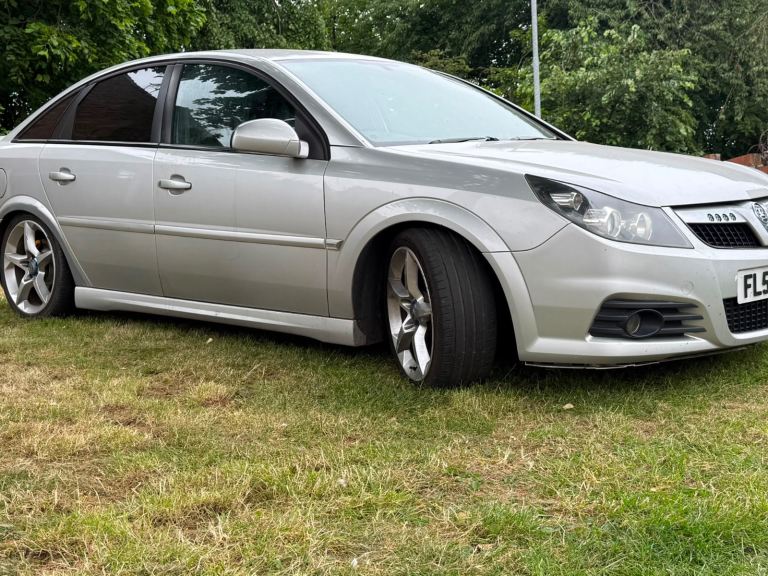 Vauxhall, VECTRA, Hatchback, 2006, Manual, 1910 (cc), 5 doors