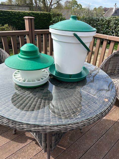 Chicken Feeder plus large Chicken Drinker