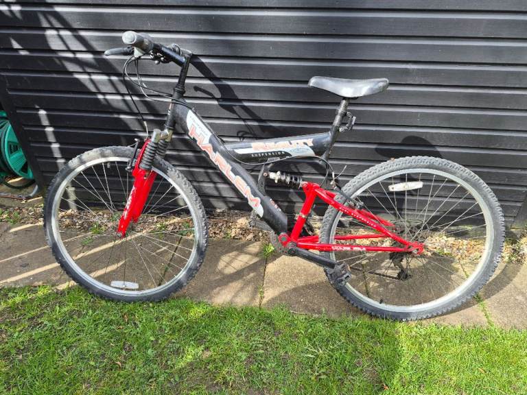 Mens mountain bike fully working