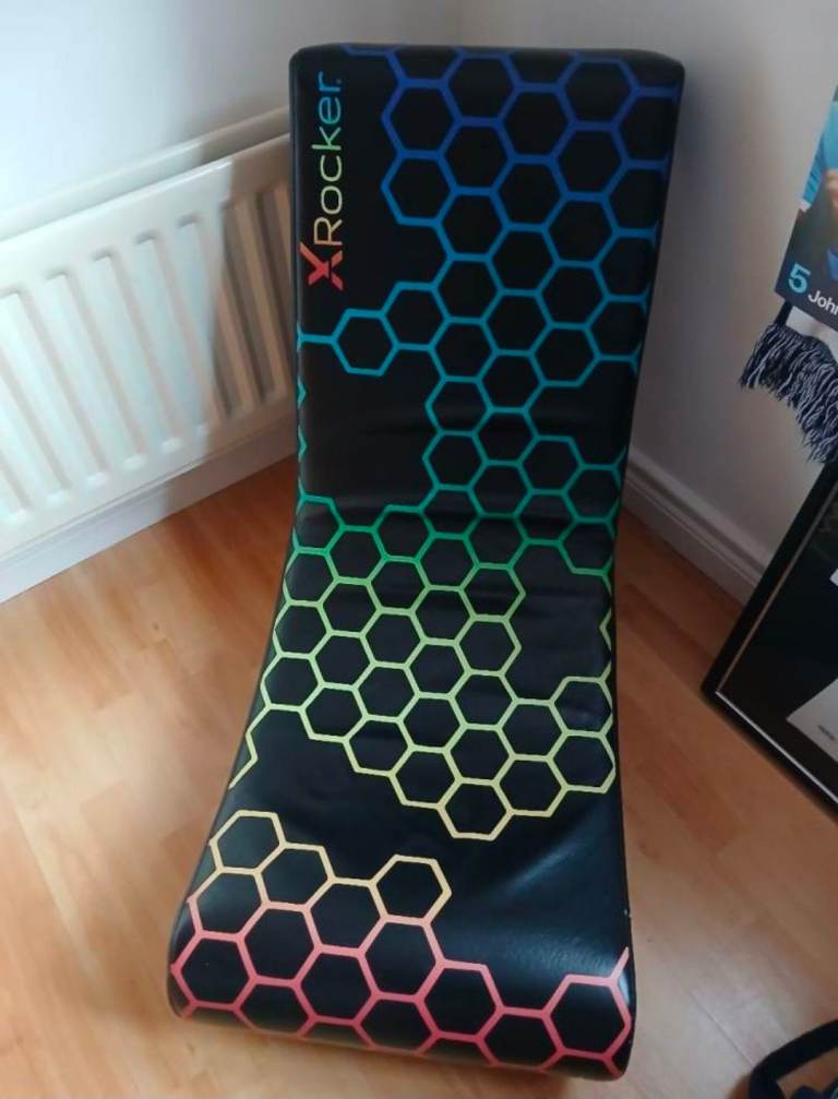 X Rocker Gaming Chair - Multicoloured Hexagon Pattern, Good Condition