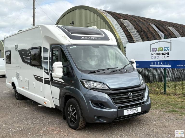 swift lifestyle 6 berth u shaped lounge, drop down bed, motorhome for sale
