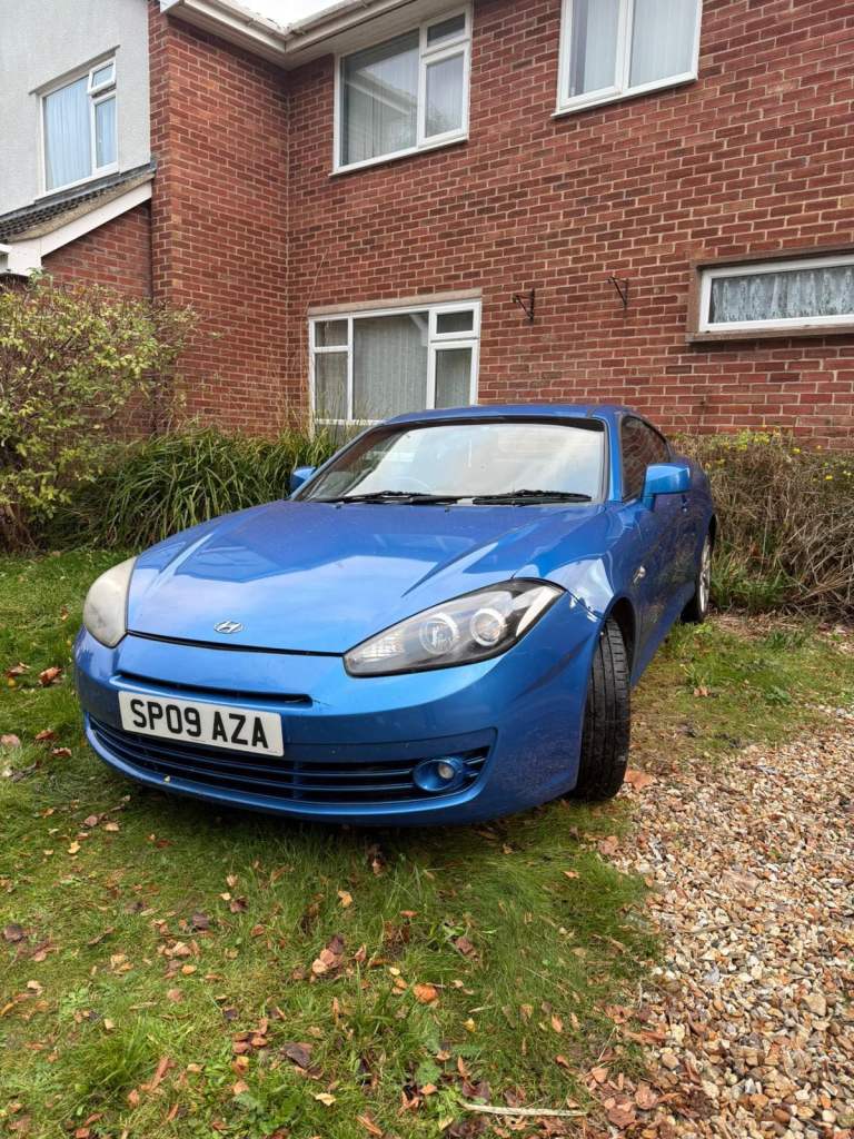 Hyundai, COUPE, Coupe, 2009, Manual, 1599 (cc), 3 doors