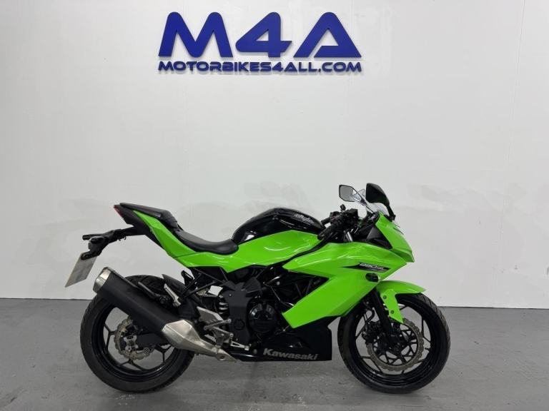 KAWASAKI NINJA 250 SL 2015