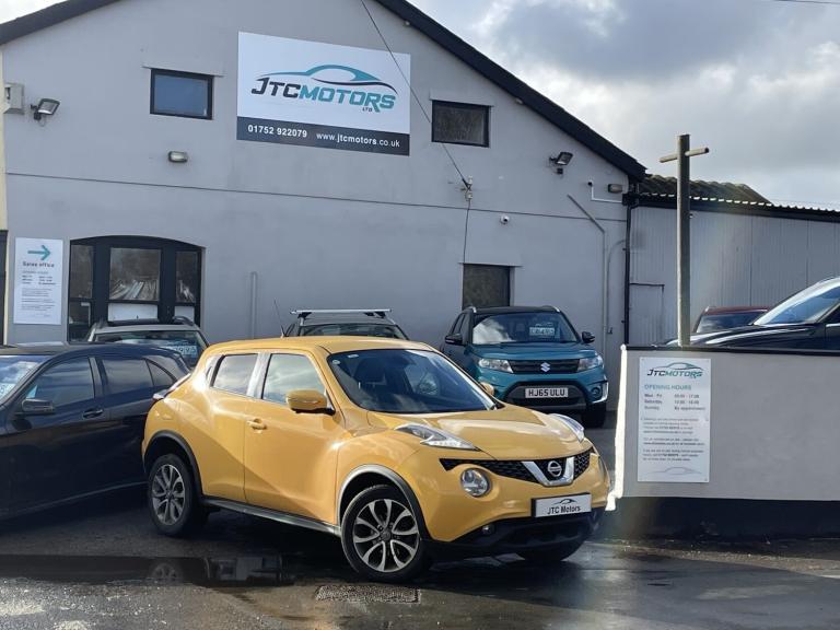 NISSAN JUKE 1.5 dCi Tekna 5dr Man, diesel, yellow + Â?20 road tax 2015