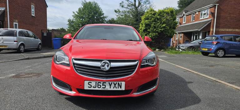 Vauxhall Insignia 1.6 SE CDTi ecoFLEX S/S 2016 Hatchback Euro 6 Manual Red 12 Months MOT £20 Tax