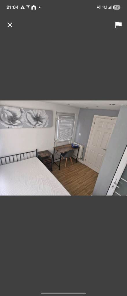 Double Ensuite Room - Near Torbay Hospital